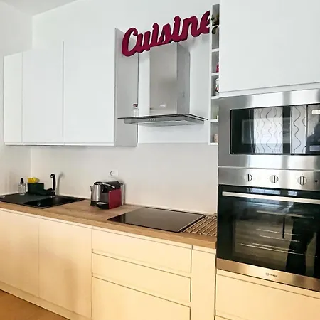 Casa Lanterna Mamaisongenova * Genua