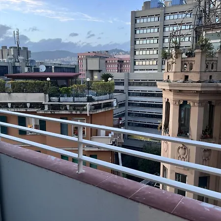 Casa Lanterna Mamaisongenova 公寓 热那亚