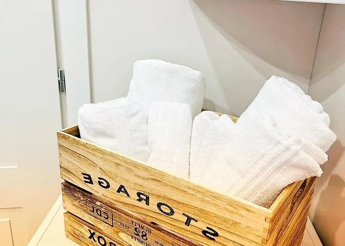 Casa Lanterna Mamaisongenova Apartman *