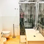 アパート Casa Lanterna Mamaisongenova ジェノヴァ